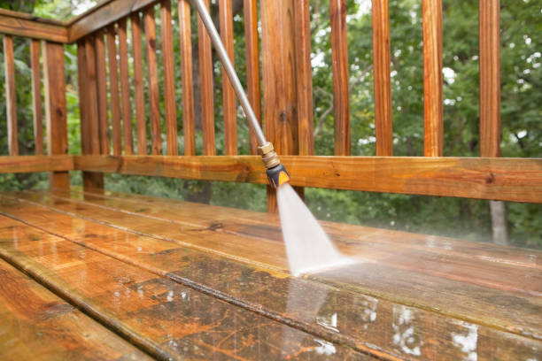 Why Choose Our Certified Pressure Washing Experts for Your Project Needs in Baileyton, AL?